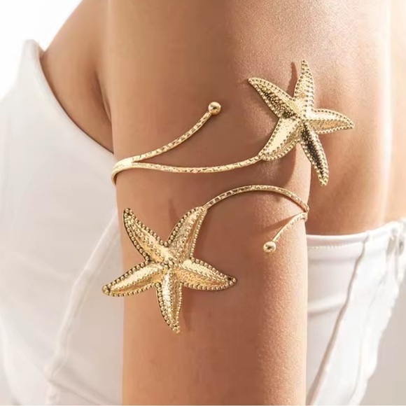 Zara Gold Starfish Bracelet Elegant Jewelry - Picture 1 of 12